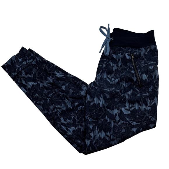 Athleta Trekkie North Printed Floral Lightweight Performance Joggers Women's 0 - Picture 1 of 7
